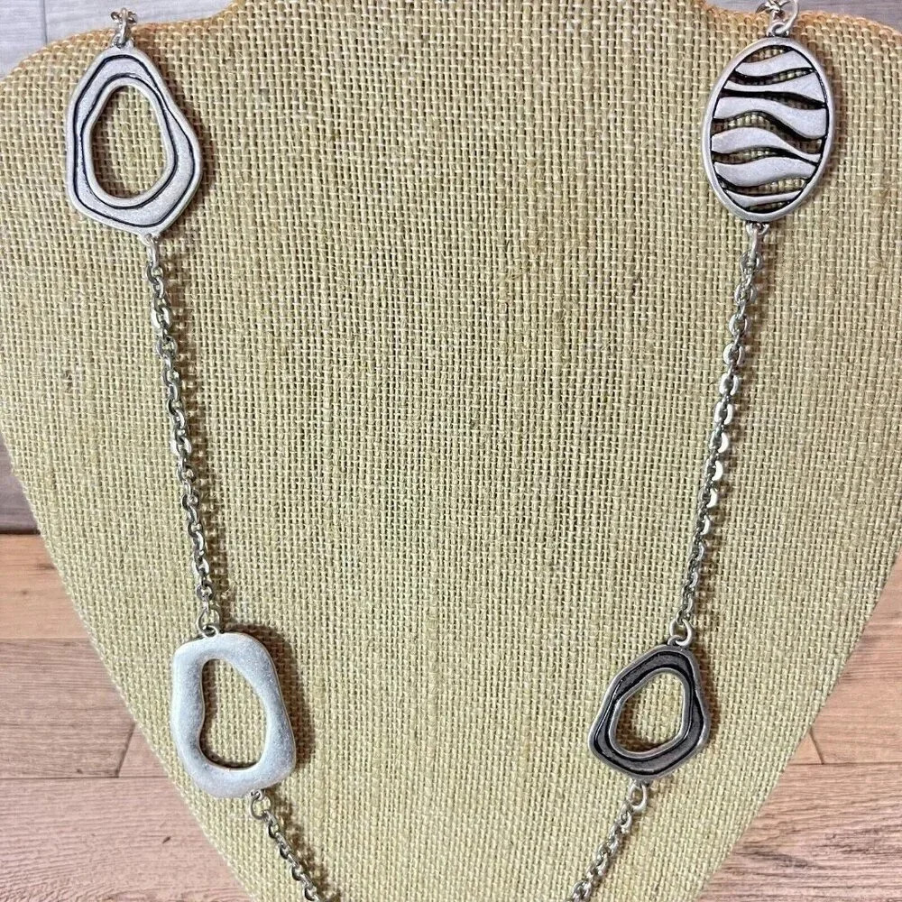 Premier Designs Silver Tone Circle Station Necklace 36” Long